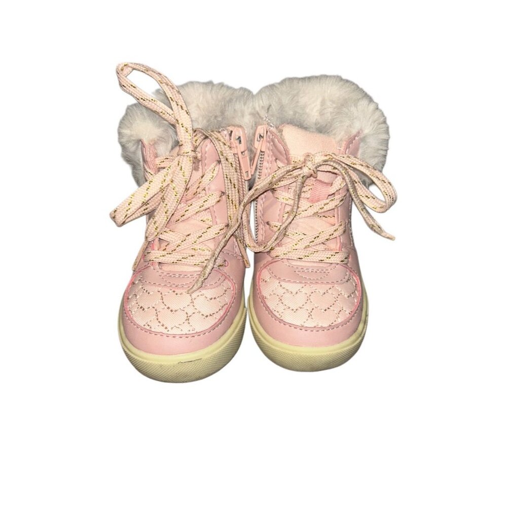 Toddler Girls Pink Oshkosh Heart Quilt White Faux Fur Size 6 Boots